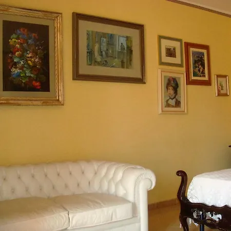 Villa Happiness Therapy Eboli