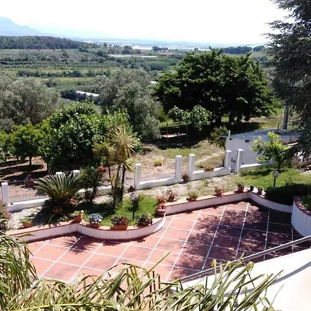 Villa Happiness Therapy Eboli
